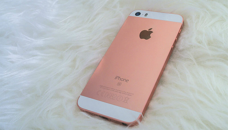 How to clean all iPhone models, from iPhone 2G to iPhone 15 Pro Max Picture 3