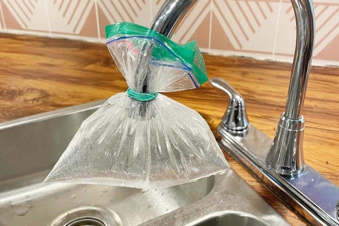 How to clean faucet heads Picture 3