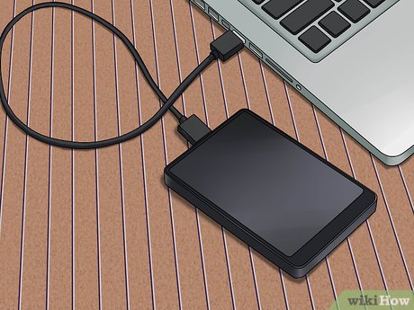How to Connect an External Hard Drive to a Macbook Pro Picture 1