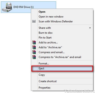 Picture 3 of How to effectively fix a CD-ROM drive that won't read a disc.