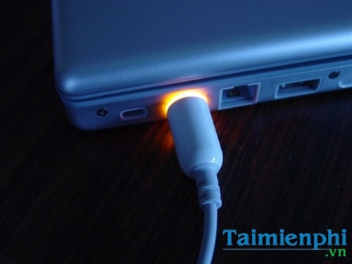 Picture 5 of How to fix a laptop battery that won't charge.