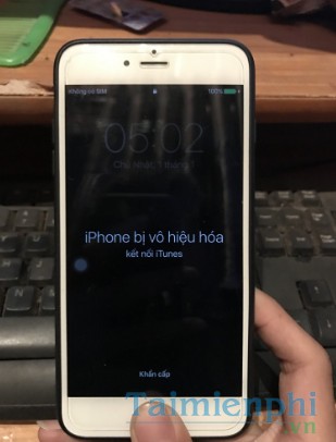 How to fix black iPhone screen, no image at home Picture 5