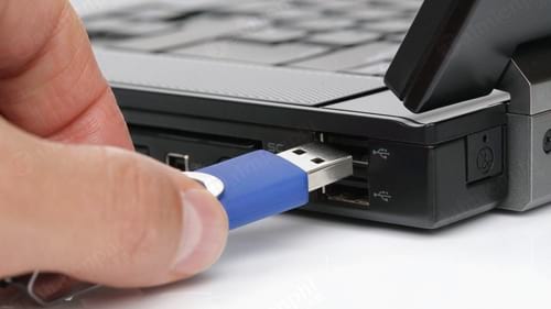 Picture 6 of How to fix the problem of a laptop not recognizing a USB device when plugged in.