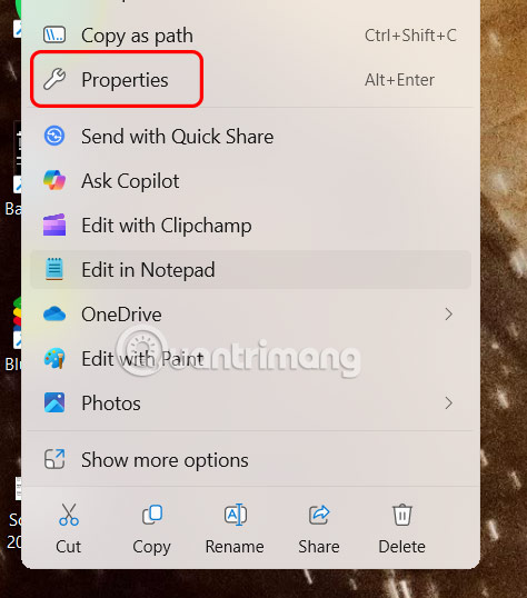How to hide icons on Windows 11 desktop? Picture 5