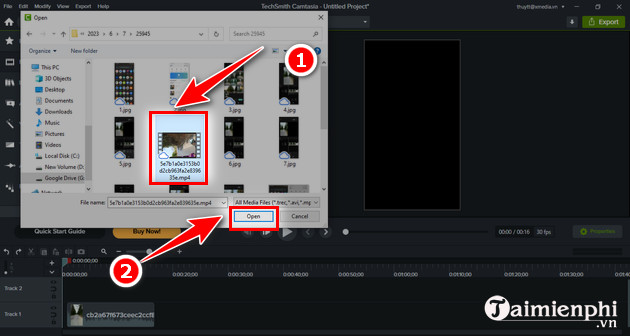 How to insert 2 videos running parallel in 1 video Picture 8