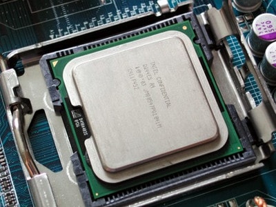 How to install CPU into Mainboard properly, without bent pins Picture 9