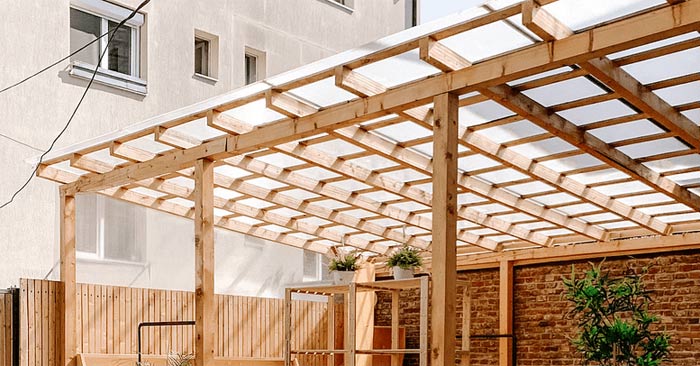 How to protect outdoor spaces from harsh weather Picture 1