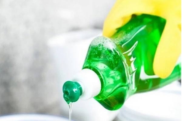 How to remove old grease stains on clothes Picture 2