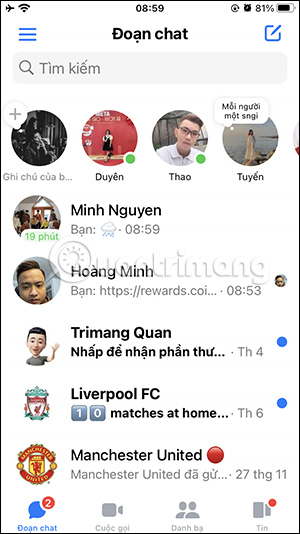 How to set Christmas theme for Messenger Picture 1