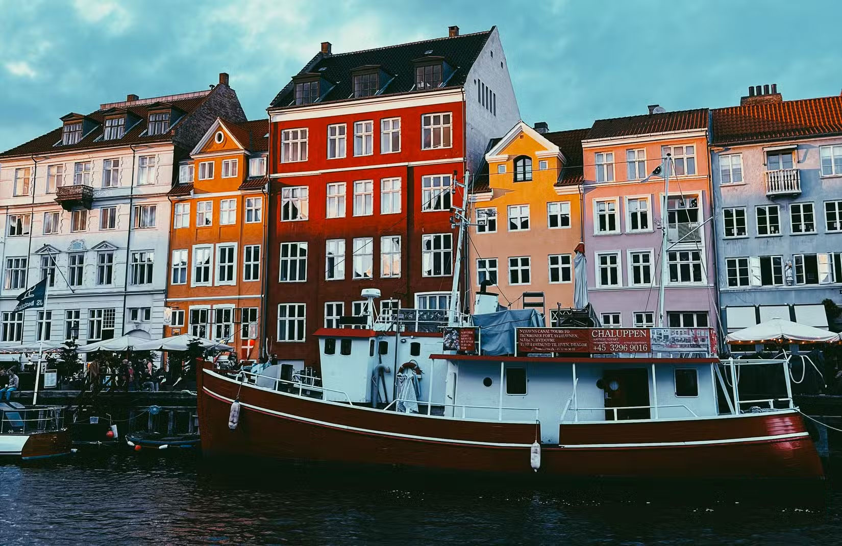 How to Take Unique Photos of Familiar Places with Your Smartphone Picture 5