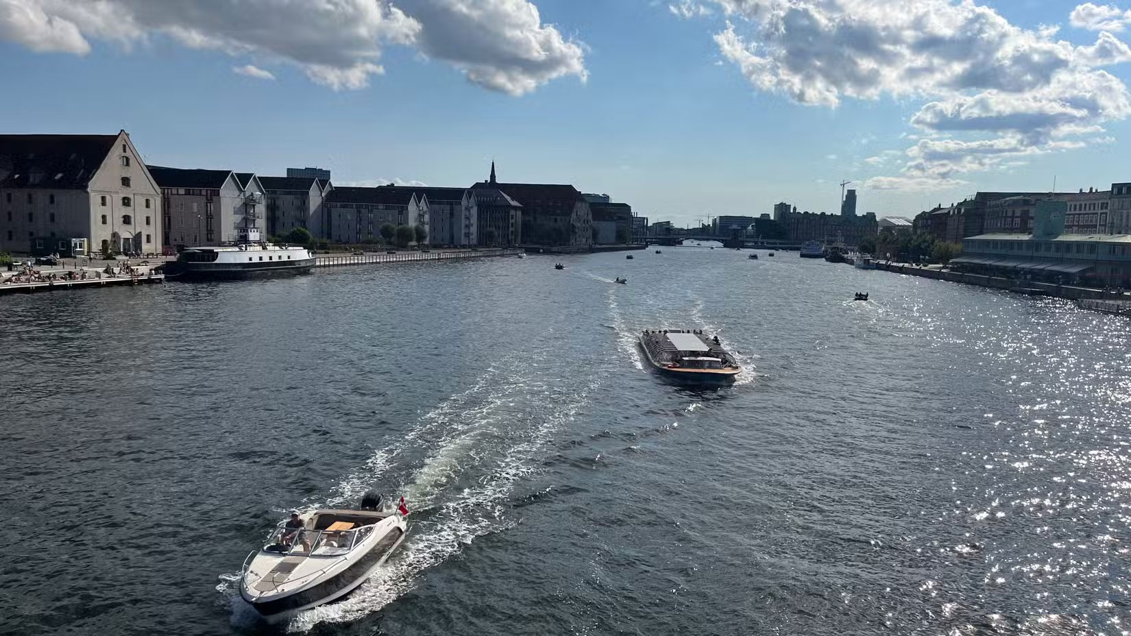 How to Take Unique Photos of Familiar Places with Your Smartphone Picture 6