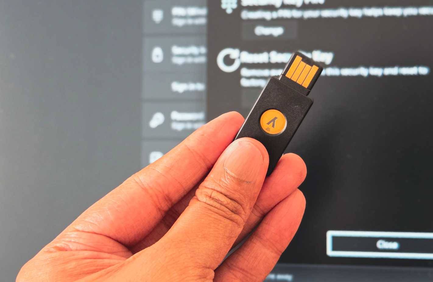 How to use a Yubikey security key instead of entering a password Picture 1