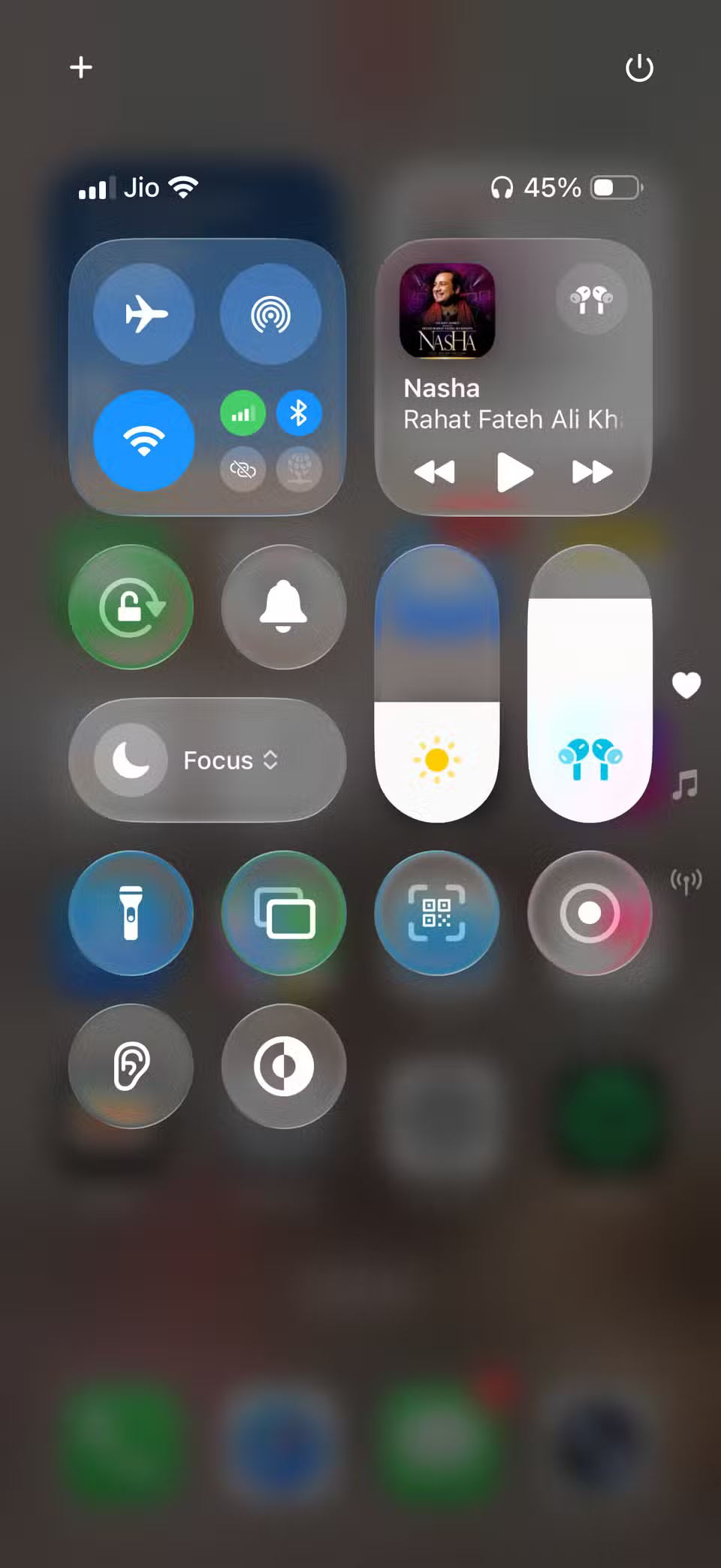 How to use Conversation Awareness and Live Listen on AirPods Picture 5