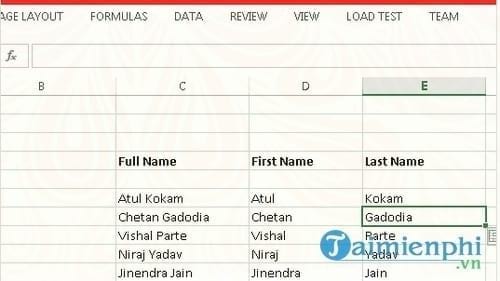 Picture 1 of How to use the Flash Fill function to filter data in Excel 2013