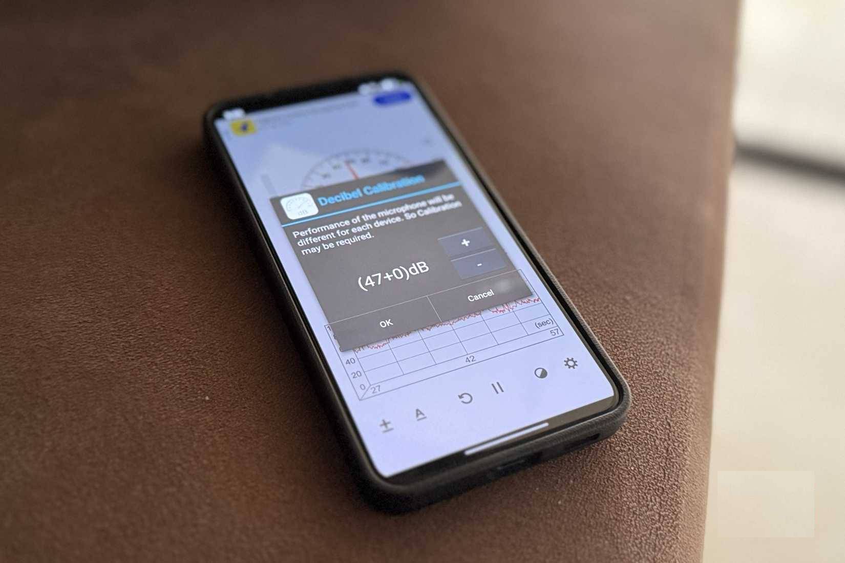 How to use an Android phone to measure light and sound in a room Picture 9