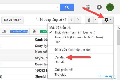 Picture 2 of How to view emails without opening them in Gmail using the Preview Pane feature.