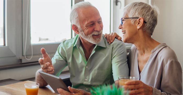 If you want to be happy and peaceful at 70, give up these small habits immediately. Picture 1