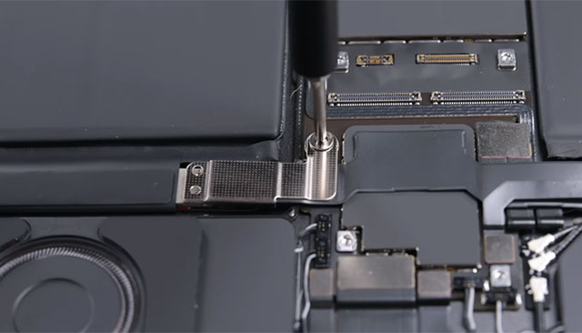 iFixit shows that repairing the 2024 iPad is much easier Picture 4