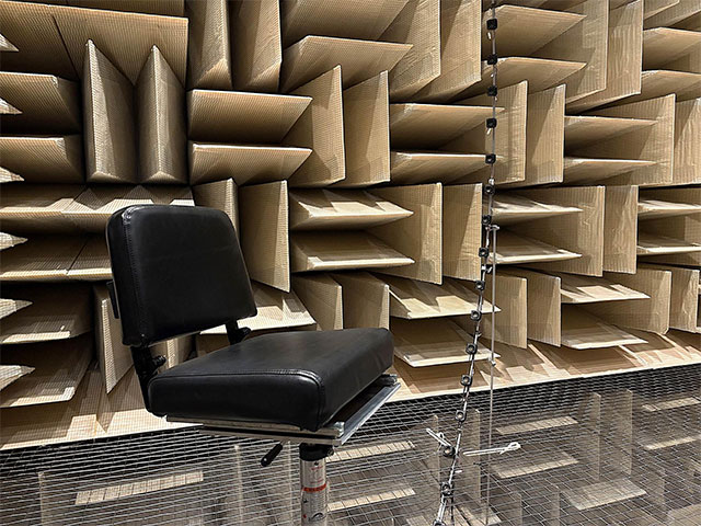 Inside Apple's Audio Lab: The Secret Behind AirPods Pro 3 and Spatial Audio Picture 2