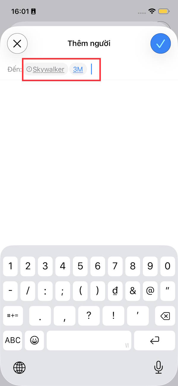 Instructions for creating a password sharing group on iPhone Picture 5