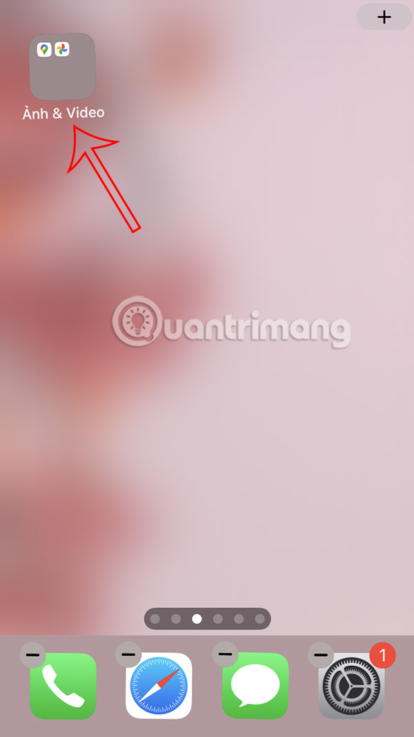 Instructions for creating folders on iPhone Picture 2