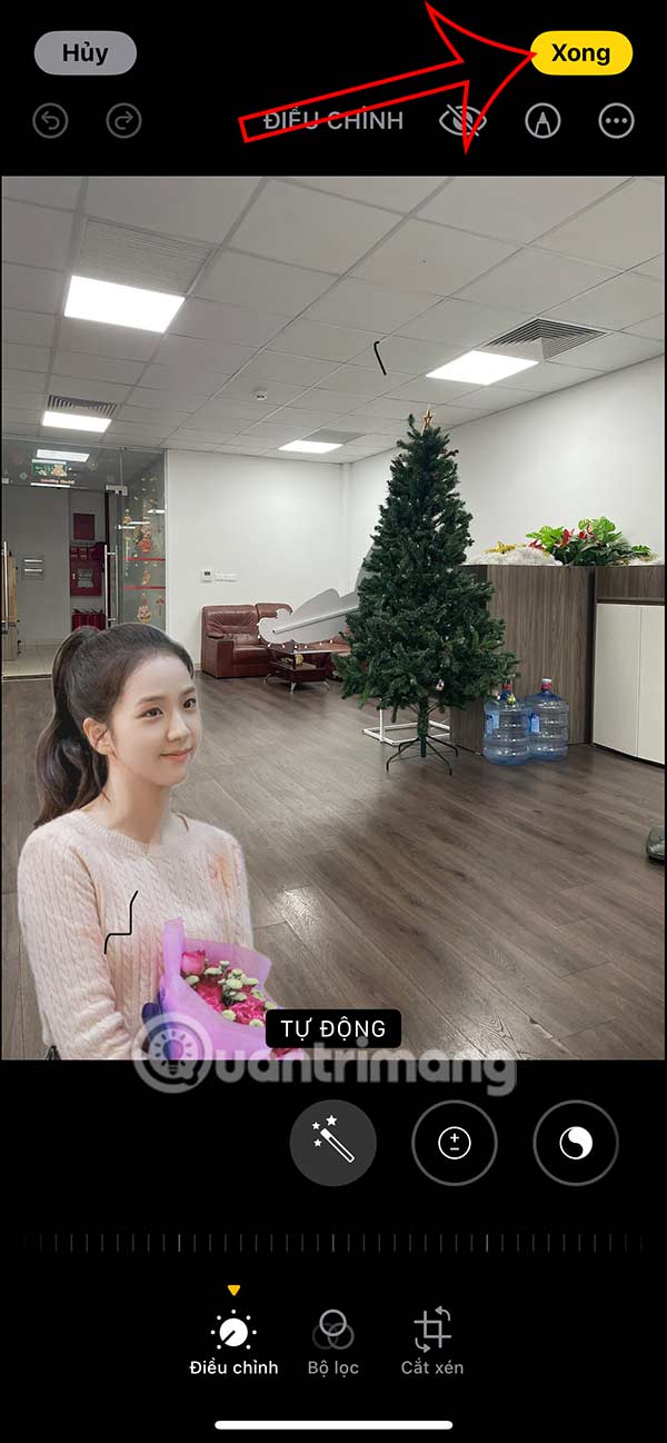 Instructions for inserting stickers into photos on iPhone Picture 11