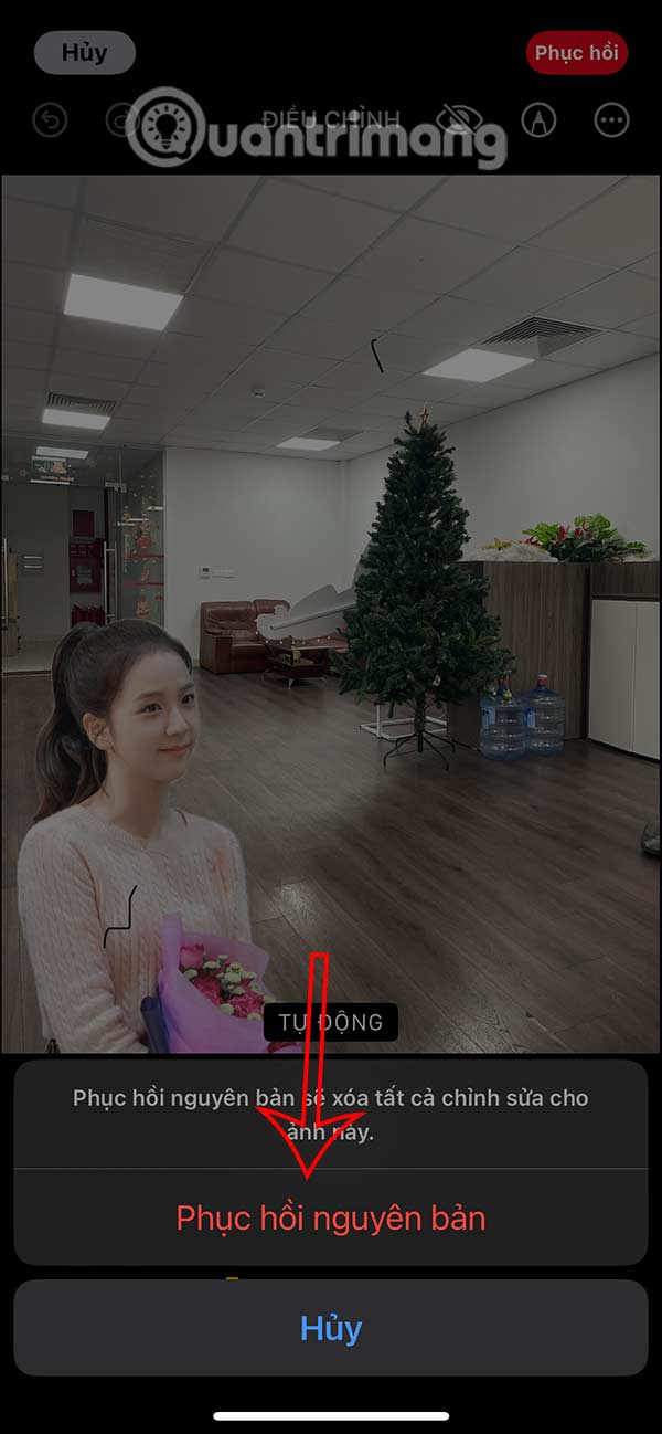 Instructions for inserting stickers into photos on iPhone Picture 13