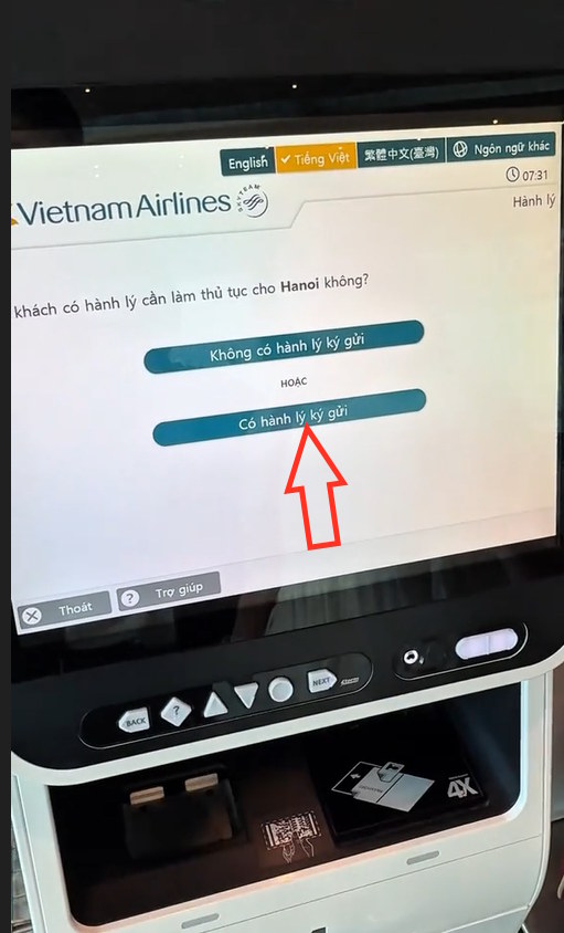 Instructions for automatic baggage check-in without queuing Picture 6