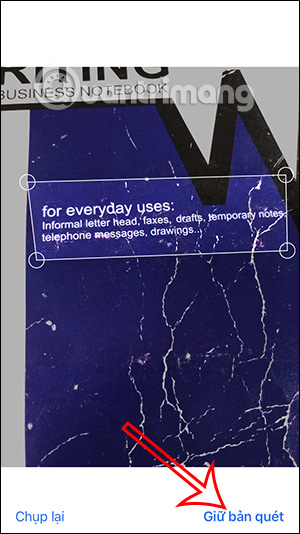 Instructions on how to send emails with attachments on iPhone. Picture 10