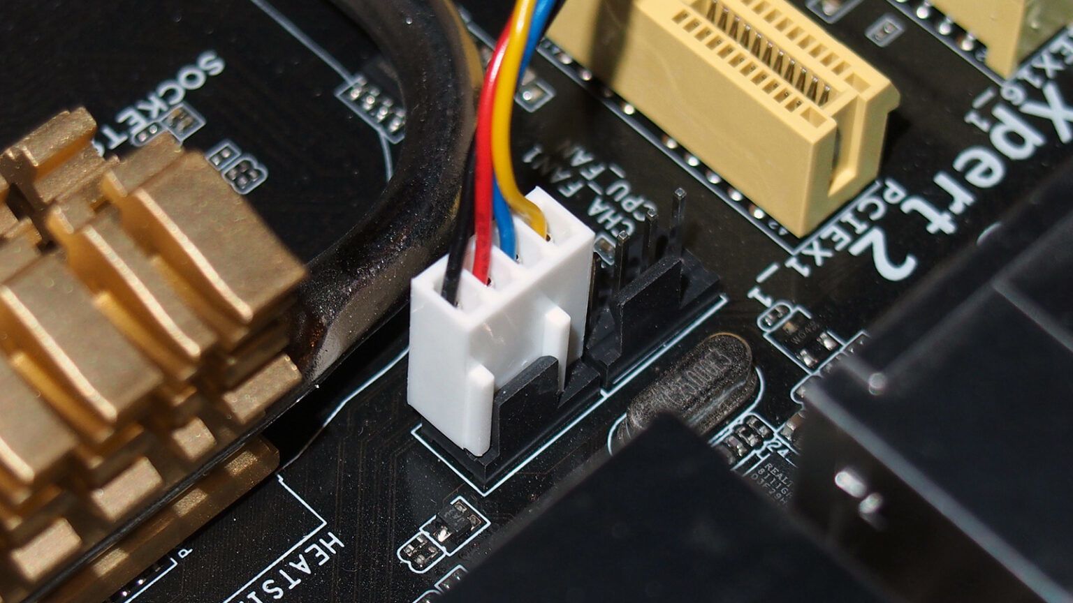 Instructions on how to connect 4-wire radiator fan wires most accurately Picture 1