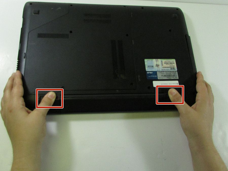 Instructions on how to remove laptop battery very easily without damaging the battery! Picture 4