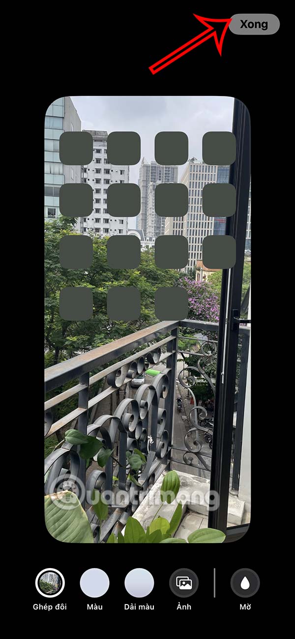 Instructions to turn off iPhone home screen background blur Picture 6