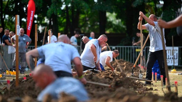 International Grave Diggers Championship: What's Inside This Incredible Challenge? Picture 3