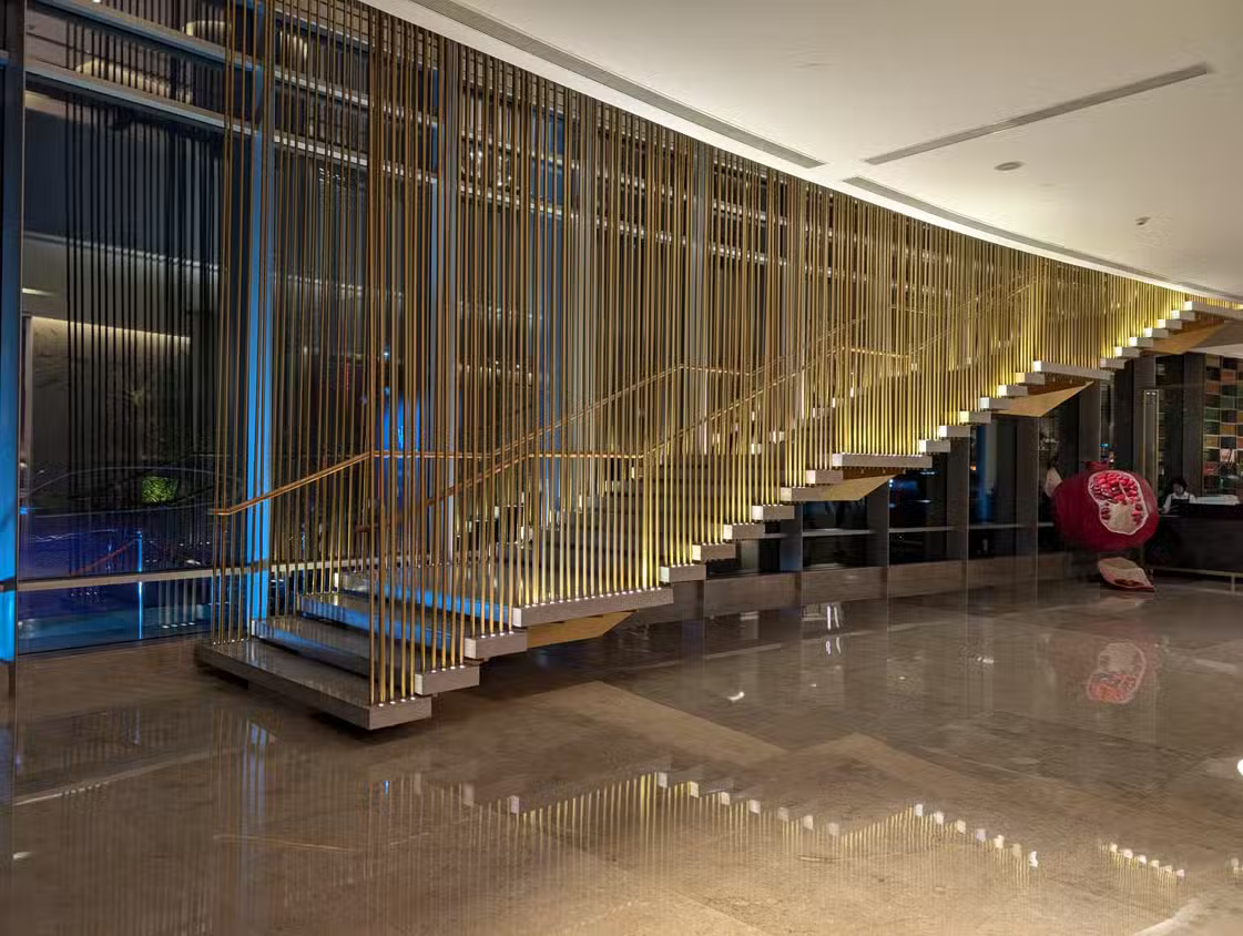 iPhone 16 Pro vs Pixel 9 Pro Camera Comparison Picture 19