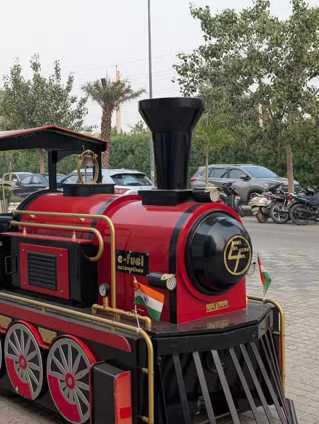 iPhone 16 Pro vs Pixel 9 Pro Camera Comparison Picture 5