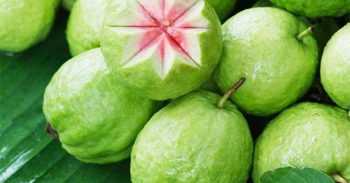 Is it good to eat guava, including the skin? Picture 1