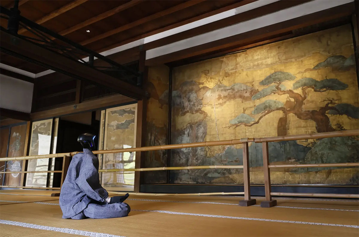 Japan launches Buddharoid – an AI 'monk' robot capable of preaching. Picture 1