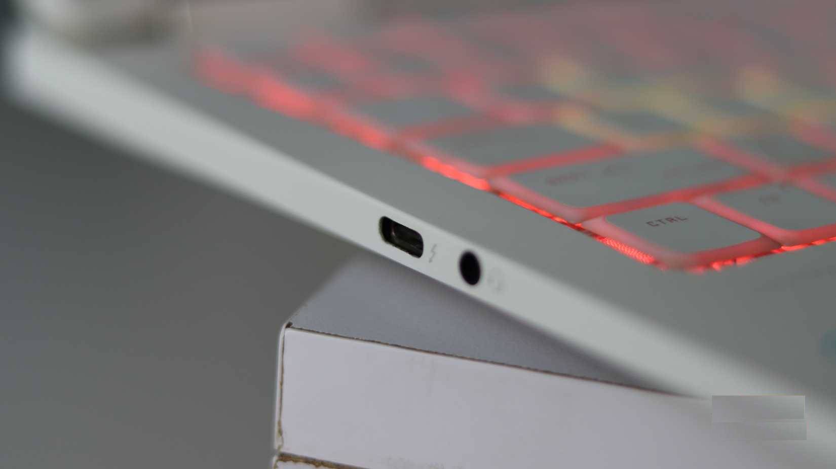 Meaning of the symbols on a USB-C port Picture 4