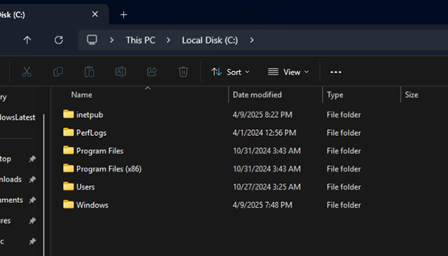Microsoft warns against deleting the 'inetpub' folder on Windows 11 Picture 1