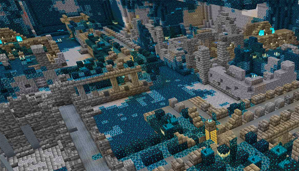 Minecraft: How to Raid the Ancient City Safely Picture 2