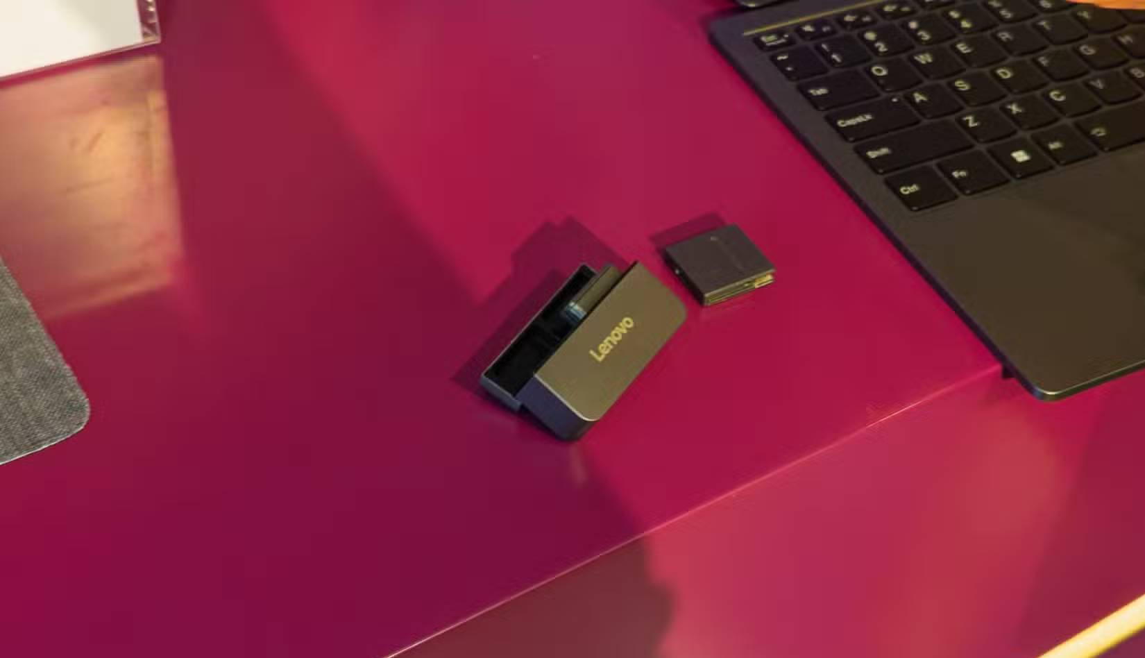 Lenovo's modular design concept is the dream dual-screen laptop for many people. Picture 7