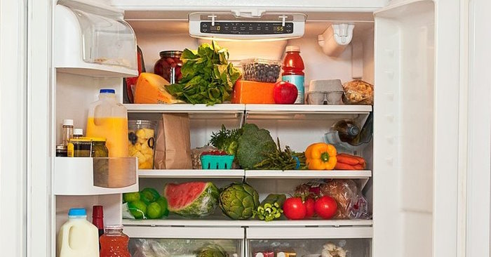 Never leave this item in the refrigerator door. Picture 1