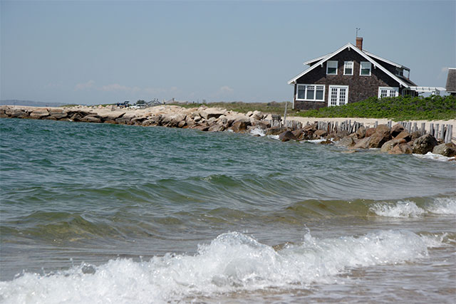 New study: Living near the ocean may help prolong life Picture 1