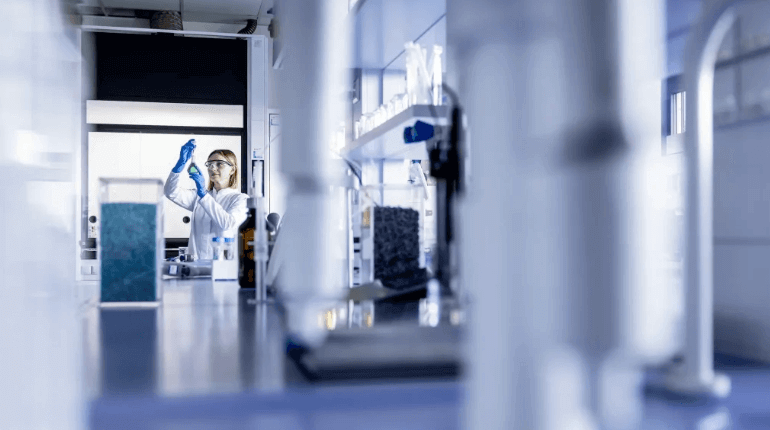 New self-assembling material could be the key to recyclable EV batteries Picture 1