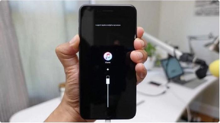 Not everyone knows how to restore iPhone without iTunes Picture 1