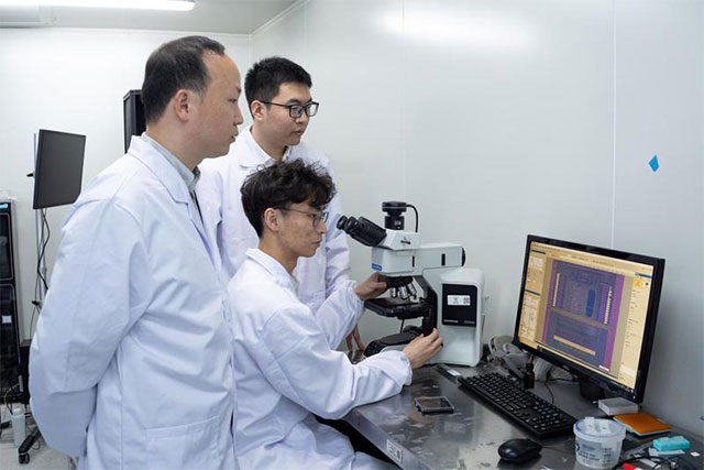 'Poxiao' - 'Superfast' Flash Memory Said to Be Millions of Times Faster Than USB Picture 1