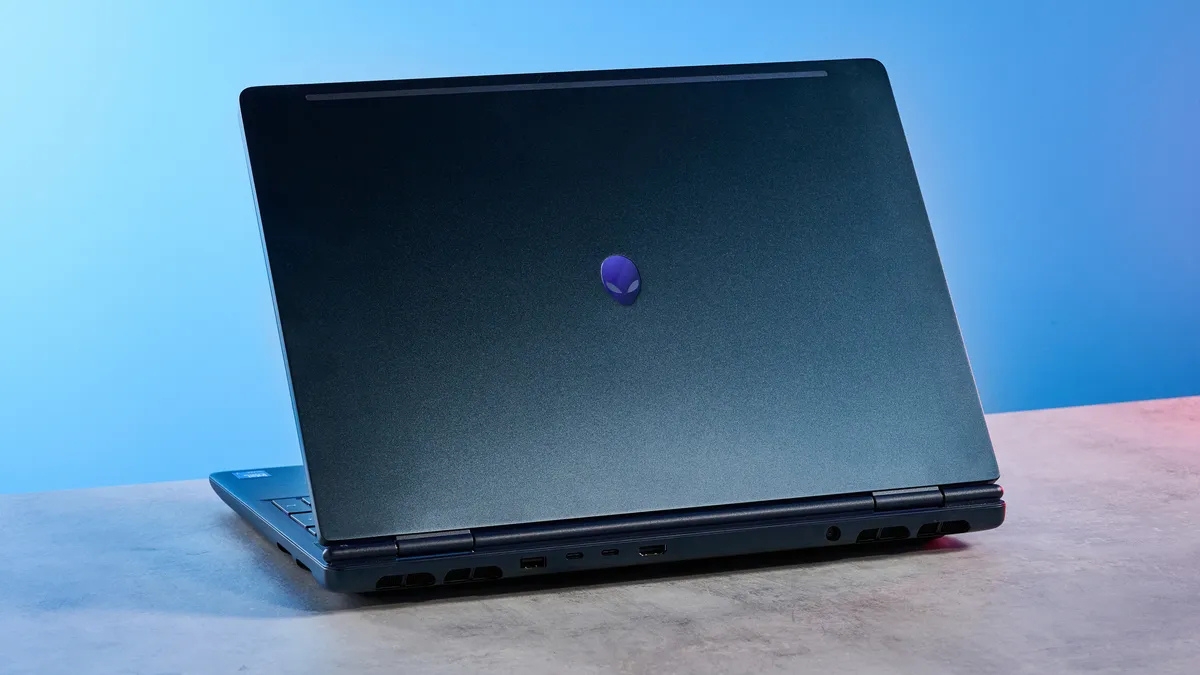 Picture 2 of Review alienware 16x aurora gaming laptop