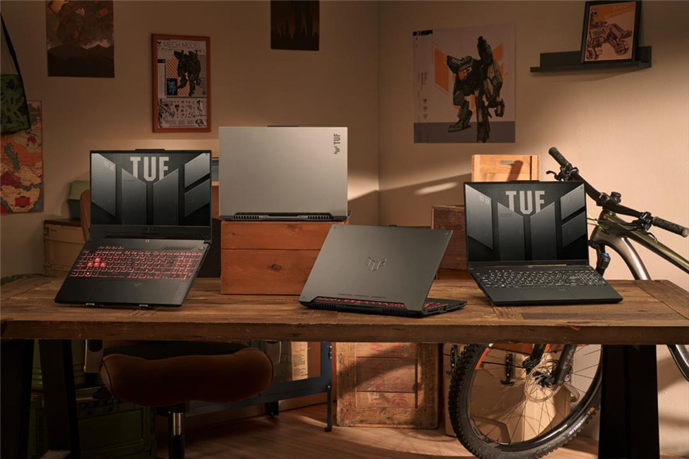 ROG Nebula Display and ROG Intelligent Cooling are two technologies that demonstrate ASUS ROG's leadership position. Picture 10