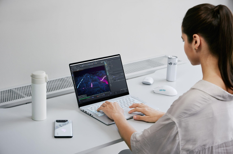 ROG Nebula Display and ROG Intelligent Cooling are two technologies that demonstrate ASUS ROG's leadership position. Picture 9