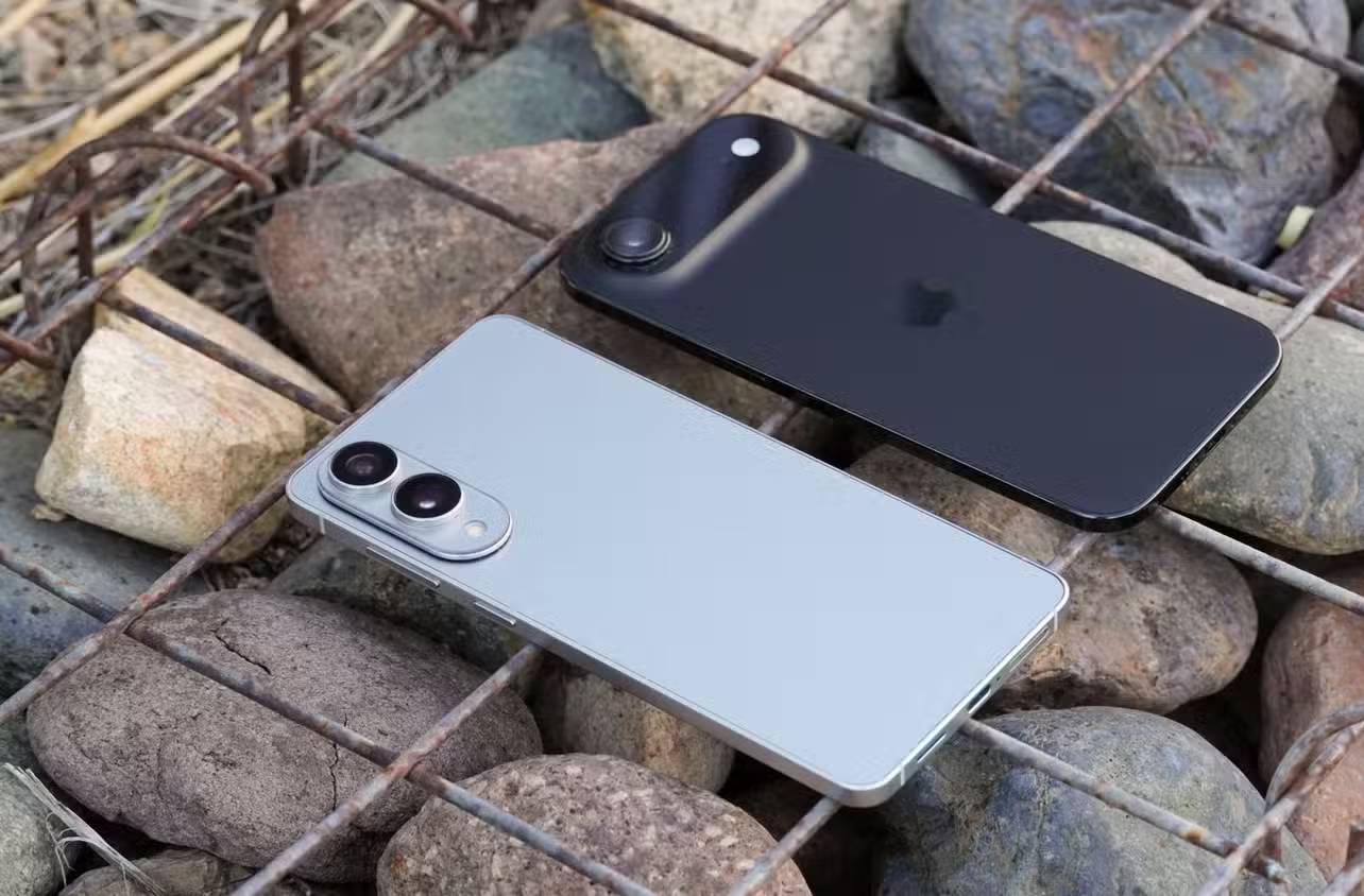 Samsung Galaxy S25 Edge or iPhone Air is a better choice? Picture 1